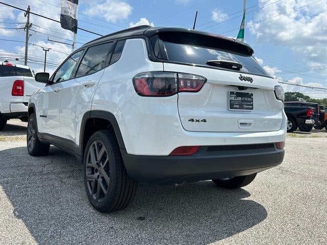 2025 Jeep Compass COMPASS LIMITED 4X4