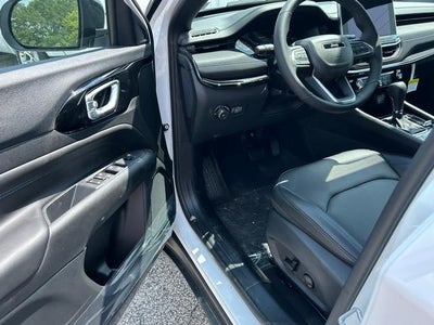 2025 Jeep Compass COMPASS LIMITED 4X4