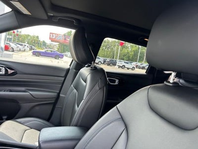 2025 Jeep Compass COMPASS LIMITED 4X4