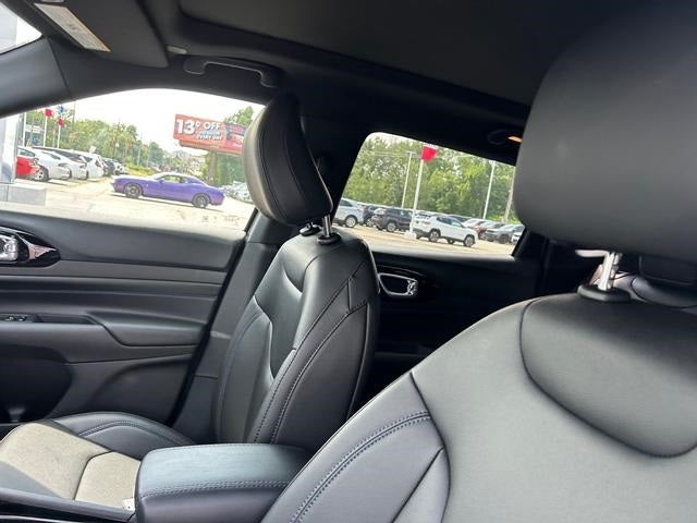 2025 Jeep Compass COMPASS LIMITED 4X4