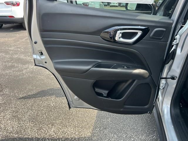 2025 Jeep Compass COMPASS LIMITED 4X4