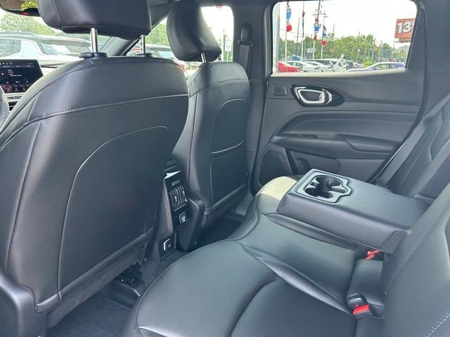 2025 Jeep Compass COMPASS LIMITED 4X4