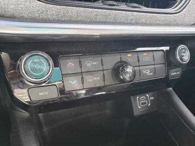 2023 Jeep Compass Latitude Lux 4X4