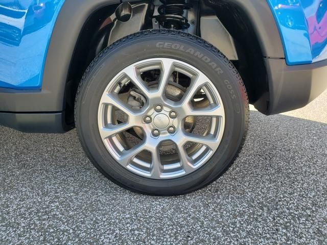 2023 Jeep Compass Latitude Lux 4X4