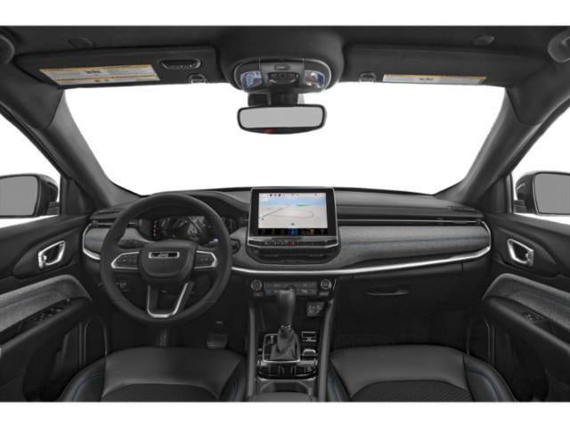2023 Jeep Compass Latitude Lux 4X4