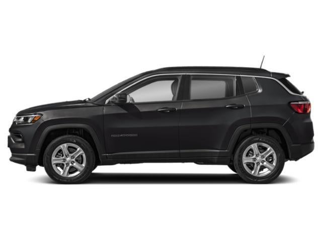 2023 Jeep Compass Latitude Lux 4X4