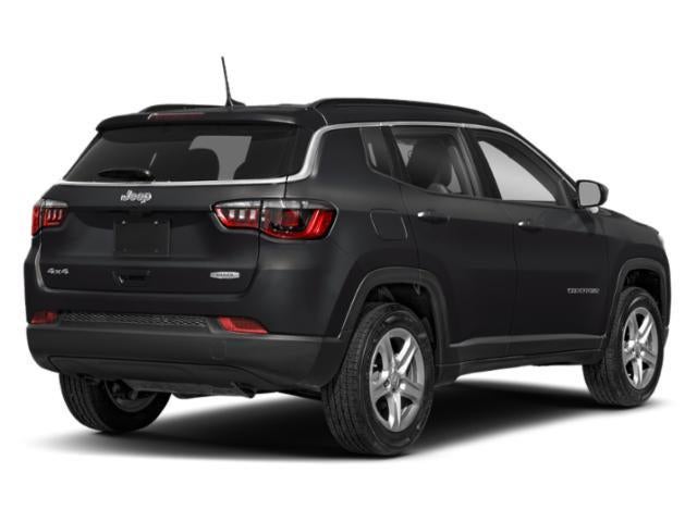 2023 Jeep Compass Latitude Lux 4X4