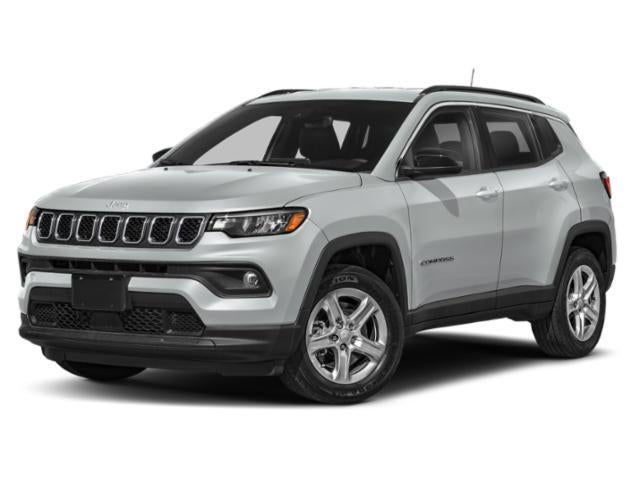 2023 Jeep Compass Latitude Lux 4X4's photo
