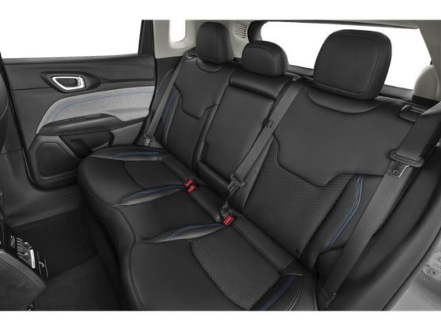 2023 Jeep Compass Latitude Lux FWD
