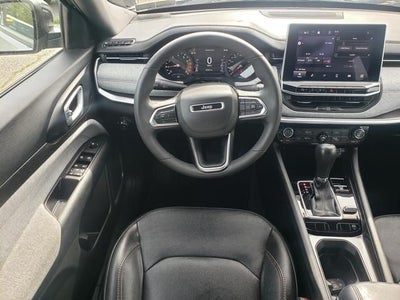 2023 Jeep Compass Latitude Lux FWD
