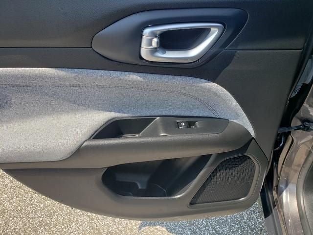 2023 Jeep Compass Latitude Lux FWD