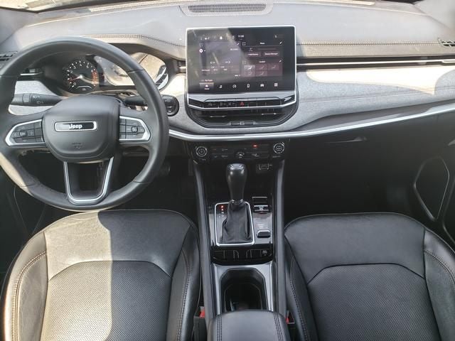 2023 Jeep Compass Latitude Lux FWD