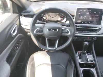 2023 Jeep Compass Latitude Lux FWD