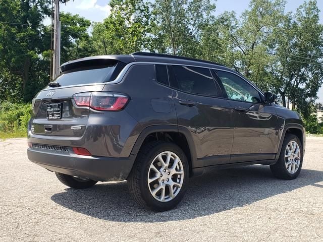 2023 Jeep Compass Latitude Lux FWD