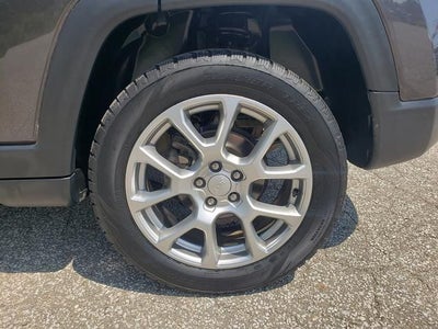2023 Jeep Compass Latitude Lux FWD