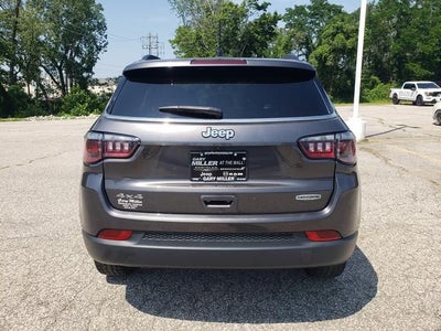 2023 Jeep Compass Latitude Lux FWD