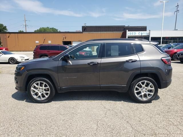 2023 Jeep Compass Latitude Lux FWD