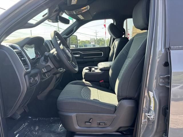 2026 RAM 3500 RAM 3500 BIG HORN CREW CAB 4X4 6'4' BOX