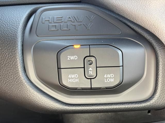 2026 RAM 3500 RAM 3500 BIG HORN CREW CAB 4X4 6'4' BOX
