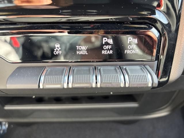 2026 RAM 3500 RAM 3500 BIG HORN CREW CAB 4X4 6'4' BOX