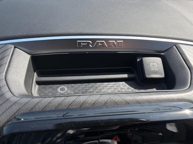 2026 RAM 3500 RAM 3500 BIG HORN CREW CAB 4X4 6'4' BOX