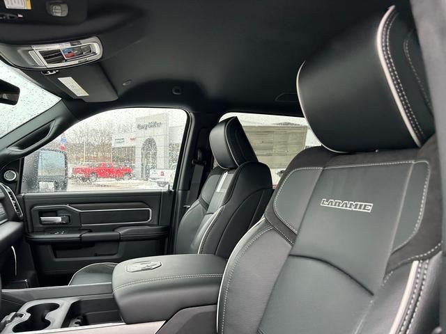 2026 RAM Ram 3500 RAM 3500 LARAMIE CREW CAB 4X4 8' BOX