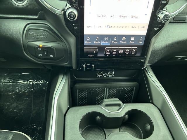 2026 RAM Ram 3500 RAM 3500 LARAMIE CREW CAB 4X4 8' BOX