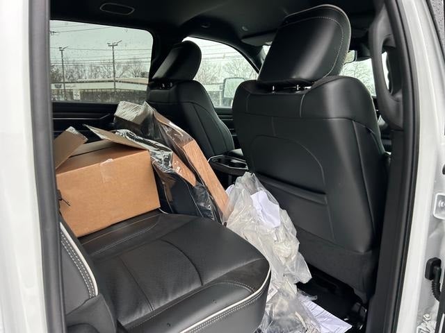 2026 RAM Ram 3500 RAM 3500 LARAMIE CREW CAB 4X4 8' BOX