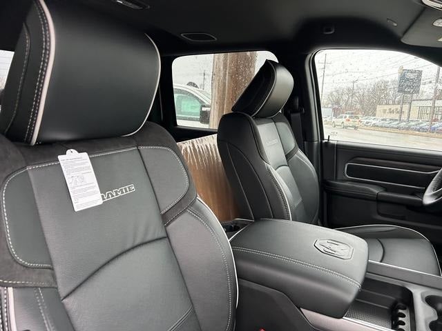 2026 RAM Ram 3500 RAM 3500 LARAMIE CREW CAB 4X4 8' BOX