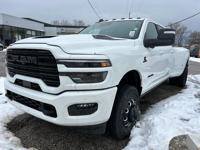 2026 RAM Ram 3500 RAM 3500 LARAMIE CREW CAB 4X4 8' BOX