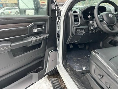 2026 RAM Ram 3500 RAM 3500 LARAMIE CREW CAB 4X4 8' BOX