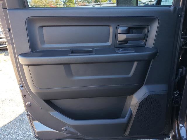 2027 RAM Ram 2500 RAM 2500 BLACK EXPRESS CREW CAB 4X4 6'4' BOX