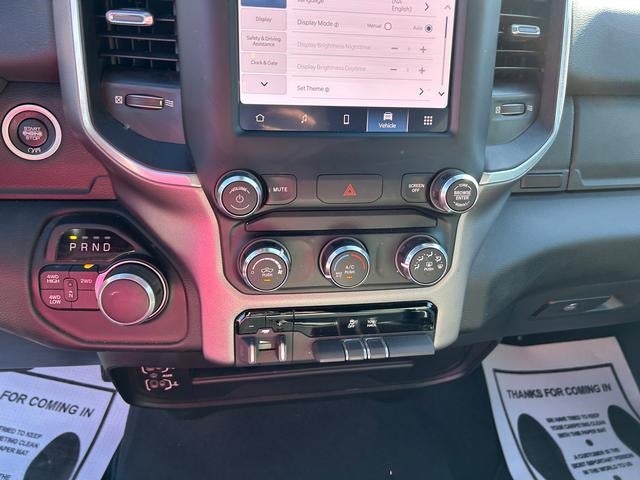 2024 RAM 2500 Big Horn Crew Cab 4x4 6'4' Box