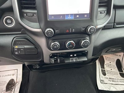2024 RAM 2500 Big Horn Crew Cab 4x4 6'4' Box