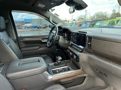 2022 Chevrolet Silverado 1500 4WD Crew Cab Short Bed LT Trail Boss