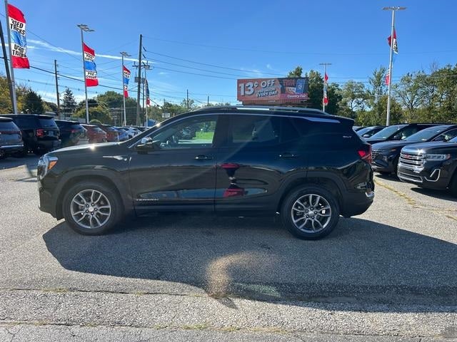 2024 GMC Terrain AWD SLT
