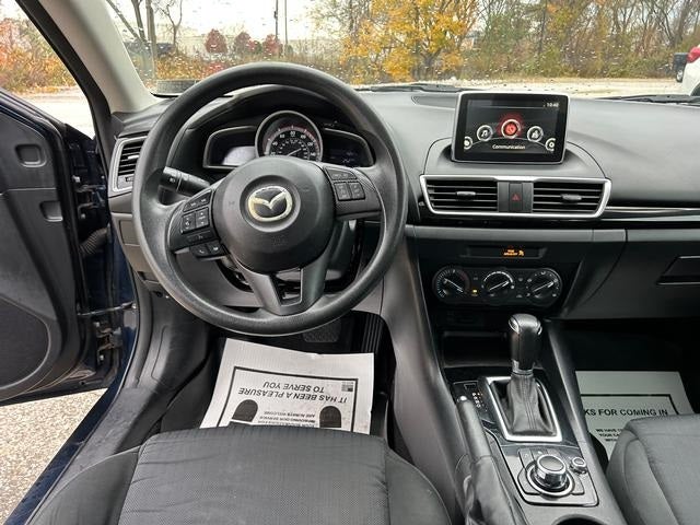 2015 Mazda Mazda3 Hatchback i Sport