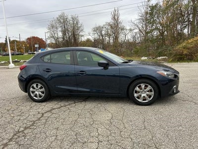 2015 Mazda Mazda3 Hatchback i Sport