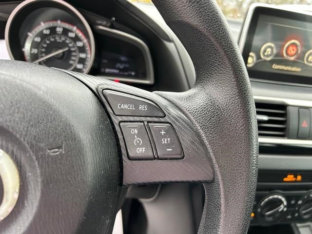 2015 Mazda Mazda3 Hatchback i Sport