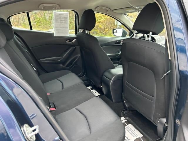 2015 Mazda Mazda3 Hatchback i Sport