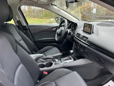 2015 Mazda Mazda3 Hatchback i Sport