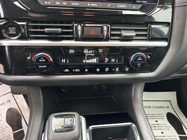 2025 Nissan Pathfinder SV 4WD