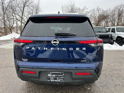 2025 Nissan Pathfinder SV 4WD