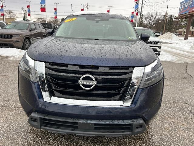 2025 Nissan Pathfinder SV 4WD
