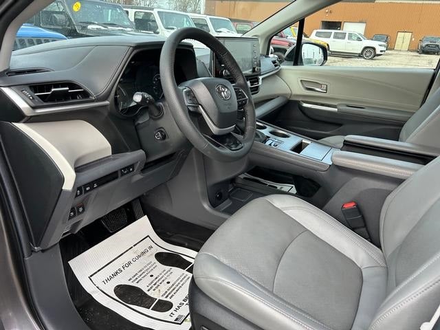 2024 Toyota Sienna Limited