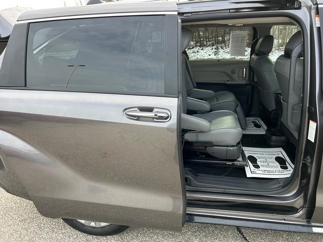 2024 Toyota Sienna Limited