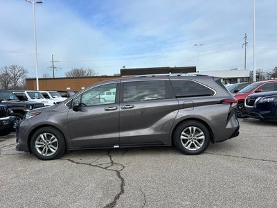 2024 Toyota Sienna Limited