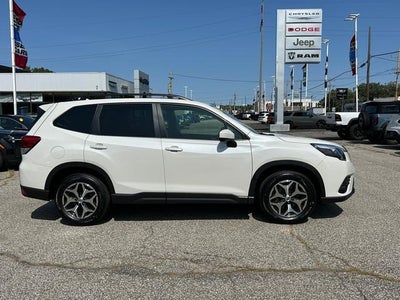 2022 Subaru Forester Premium