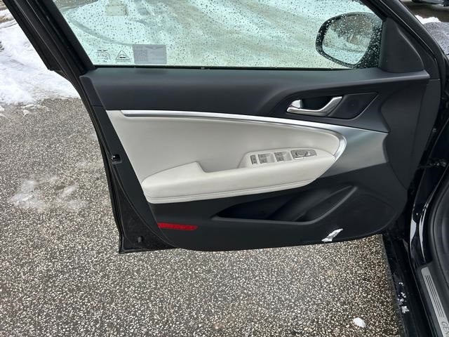 2025 Genesis G70 2.5T AWD