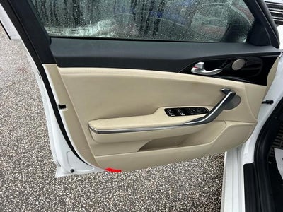 2023 Kia Stinger GT-Line